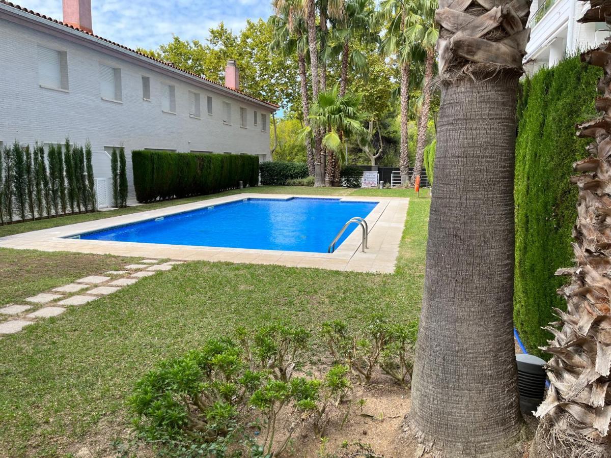 Amplio Apartamento Con Acceso Directo A Piscina 普拉加德阿罗 外观 照片